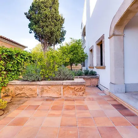 Villa Bonanova By Priority